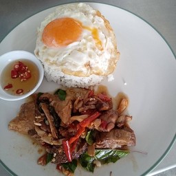 กระเพราเนื้อ