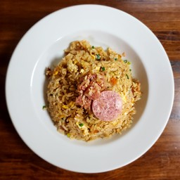 ข้าวผัดแหนม