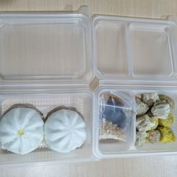 ลูกหมูสองตัว