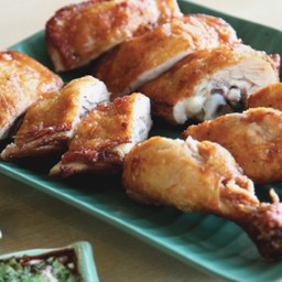 ไก่ย่างหนังกรอบ จานใหญ่