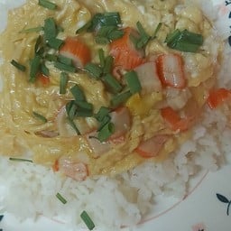 ข้าวไข่นุ่มทรงเครื่อง