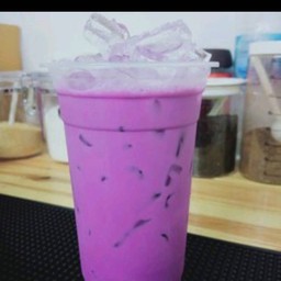 นมเผือกเย็น