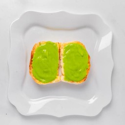 ขนมปังสังขยาใบเตย