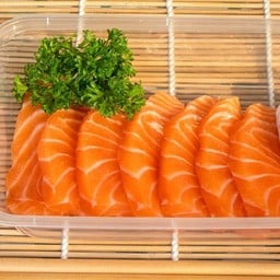 แซลมอนนอร์เวย์ 100g แล่ซาซิมิ