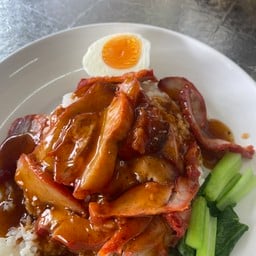 ร้านข้าวหมูแดงแสงทองเฮียหมี สาขาคอหงส์