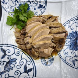 เป็ดพะโล้  卤鸭