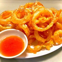 หอมหัวใหญ่ชุบแป้งทอด