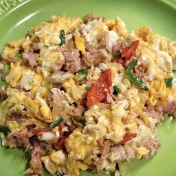 ข้าว+แหนมขยี่ไข่+ซอส (จิ้นส้ม Homemade จากเชียงราย)