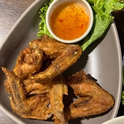 ปีกไก่ทอด