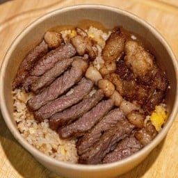 เนื้อทอดอร่อยเหาะ Fly Beef 22 สุขุมวิท 22