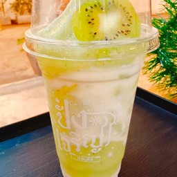 Kiwi Smoothie Yogurt