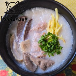 โจ๊กหมูสับเครื่องในทุกอย่าง