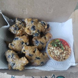 ถั่วดำทอด