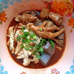 ก๋วยเตี๋ยวไก่ น้ำตก ธรรมดา