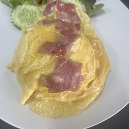 ข้าวหน้าไข่ข้นแฮม