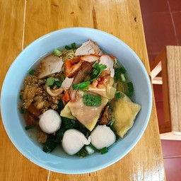 บะหมี่-ข้าวหมูแดงกฤษณา
