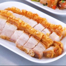 หมูกรอบ 1 ขีด