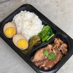 ข้าวขาหมู แม่พลอย (อร่อยมากๆ)