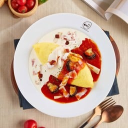 ข้าวห่อไข่หน้าเห็ด, เบคอนและมะเขือม่วง ราดซอสมะเขือเทศ&เห็ดและเบคอนราดครีมซอส