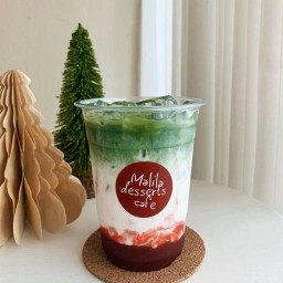 Matcha strawberry🍓