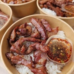 หมูทอดไร้แดดสูตรคุณยาย สาขา ม.เกษตรฯ