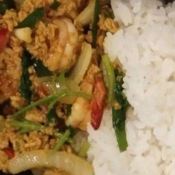 ข้าวผัดผงกะหรี่กุ้ง