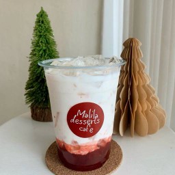 Milk strawberry (ice)