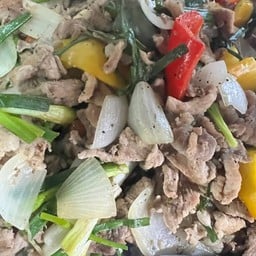หมูผัดพริกไทยดำ (กับข้าว)