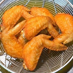 ปีกไก่ทอดน้ำปลา