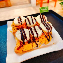 Toasted Bread With Nutella, Golden Threads, Banana