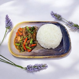 ข้าวพริกแกงไก่