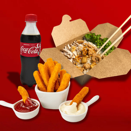 หมี่ไก่ฉีก + ชิ้กเก้นสติ๊ก (5 ชิ้น) + โค้ก (330ml)