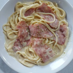 สปาเกตตี้ คาโบนาร่าเบคอน
