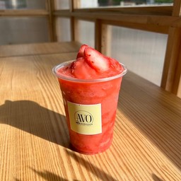 Super strawberry frappe