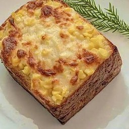 Toast Cream Corn Cheesepie