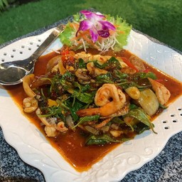 ทะเลผัดพริกเผา