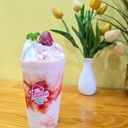 มะพร้าวปั่นนมสด+สตอเบอร์รี่