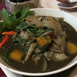 แกงเปอะใส่เห็ดรวม