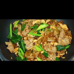 ผัดซีอิ๊วเส้นใหญ่(สามารถเลือกเนื้อสัตว์ได้คะ)