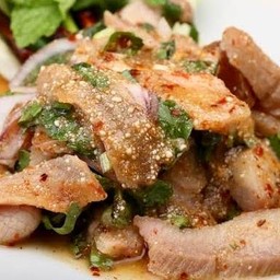 น้ำตกหมู