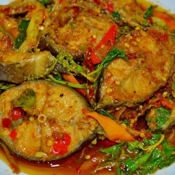 ผัดเผ็ดปลาดุก