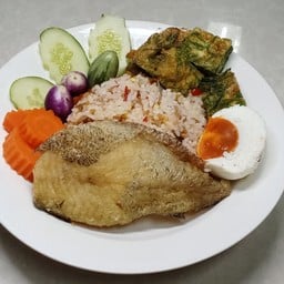 ร้านข้าวคลุกน้ำพริก-ตลาดเดินเล่นสุขุมวิท 42