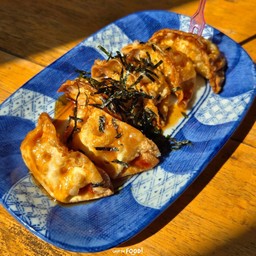 เกี๊ยวซ่าาาา