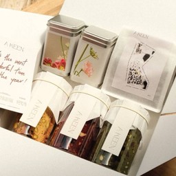 A Keen Exclusive Box 01
