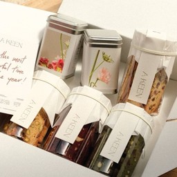 A Keen Exclusive Box 03