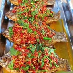 ปลานิลราดพริกสามรส