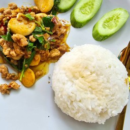 ข้าวกะเพราหมูสับ