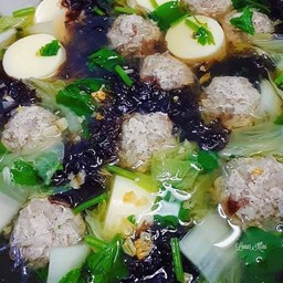 ต้มจืดเต้าหู้หมูสับสาหร่าย
