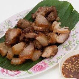 คอหมูย่าง