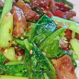 ข้าวผัดคะน้าหมูแดดเดียว